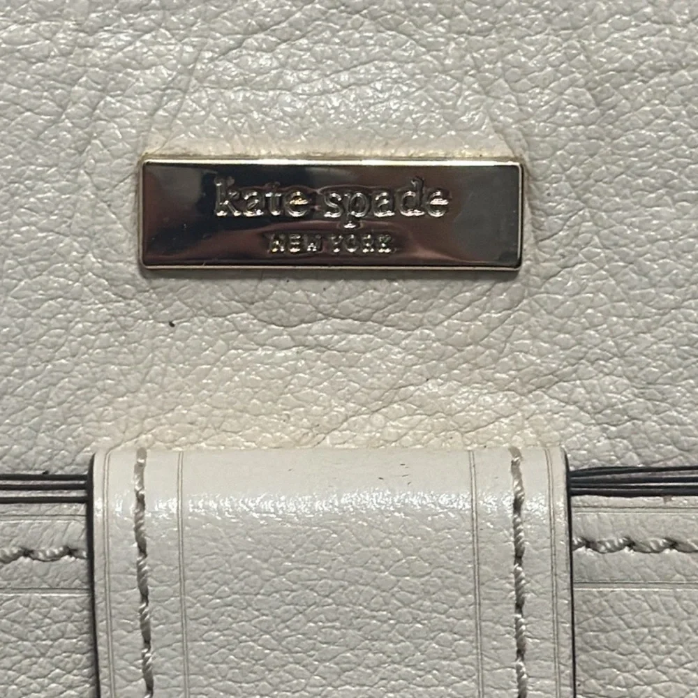 Authentic Kate Spade ♠️ signature designer leather bow handbag purse